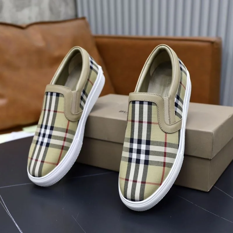 Burberry Low Shoes Resilient 17180
