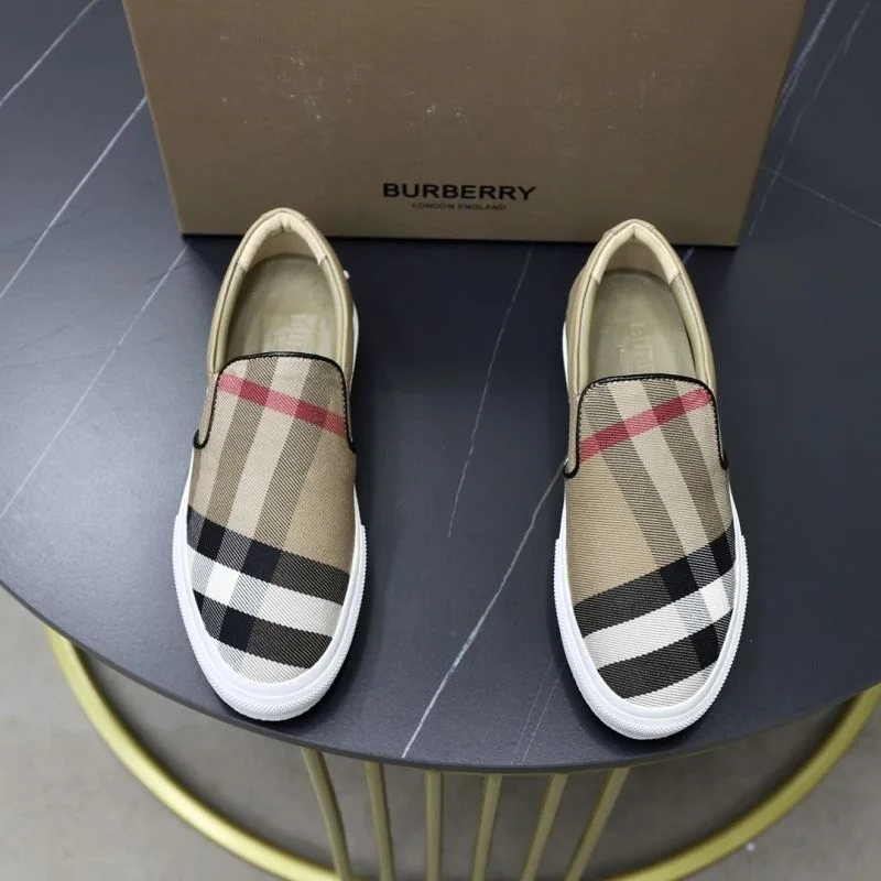 Burberry Low Shoes Upgraded 17175