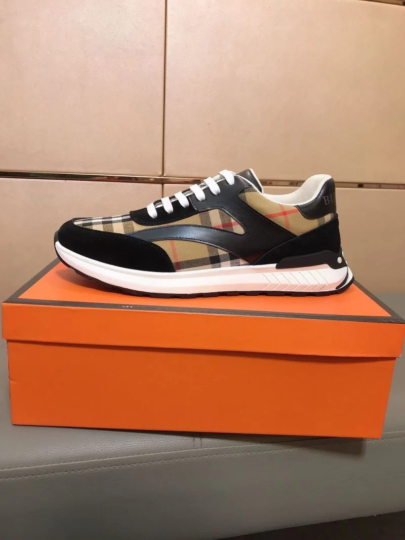 Burberry Low Shoes Cozy 17181