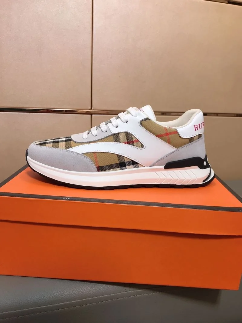 Sporty Burberry Low Shoes 17173