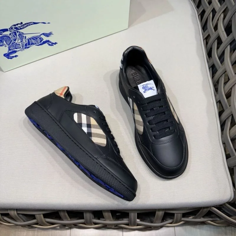 Burberry Low Shoes Durable 17168