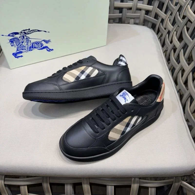 Burberry Low Shoes Durable 17168