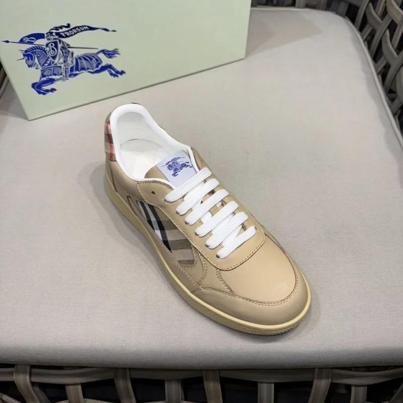 Burberry Low Shoes WeatherProof 17166