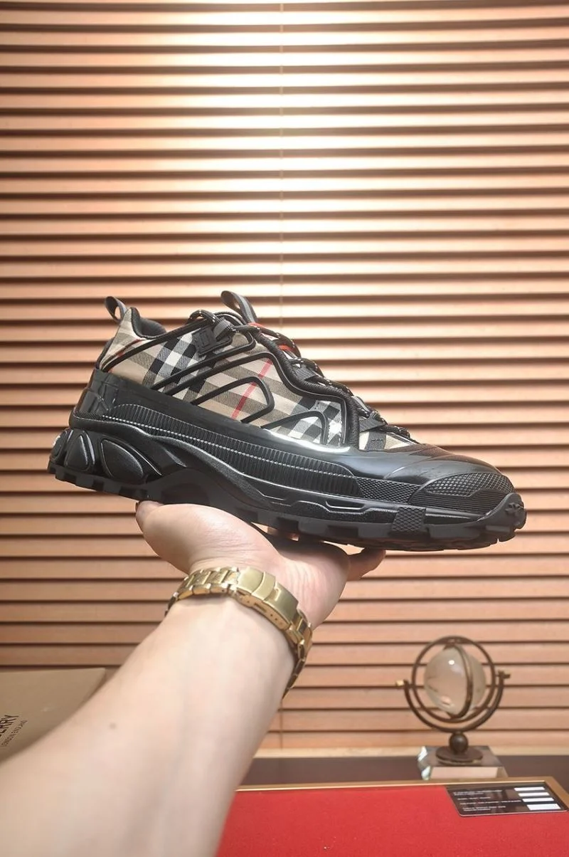 BestValue Burberry Low Shoes 17160