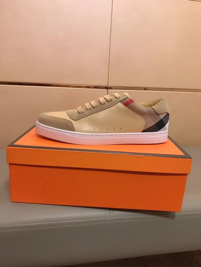 Burberry Low Shoes Soft 17148