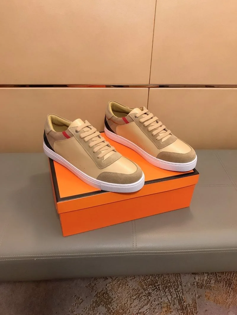 Burberry Low Shoes Soft 17148