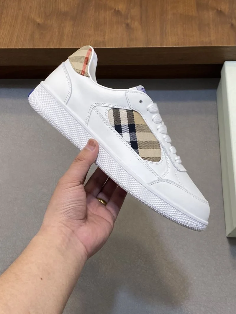 EyeCatching Burberry Low Shoes 17147