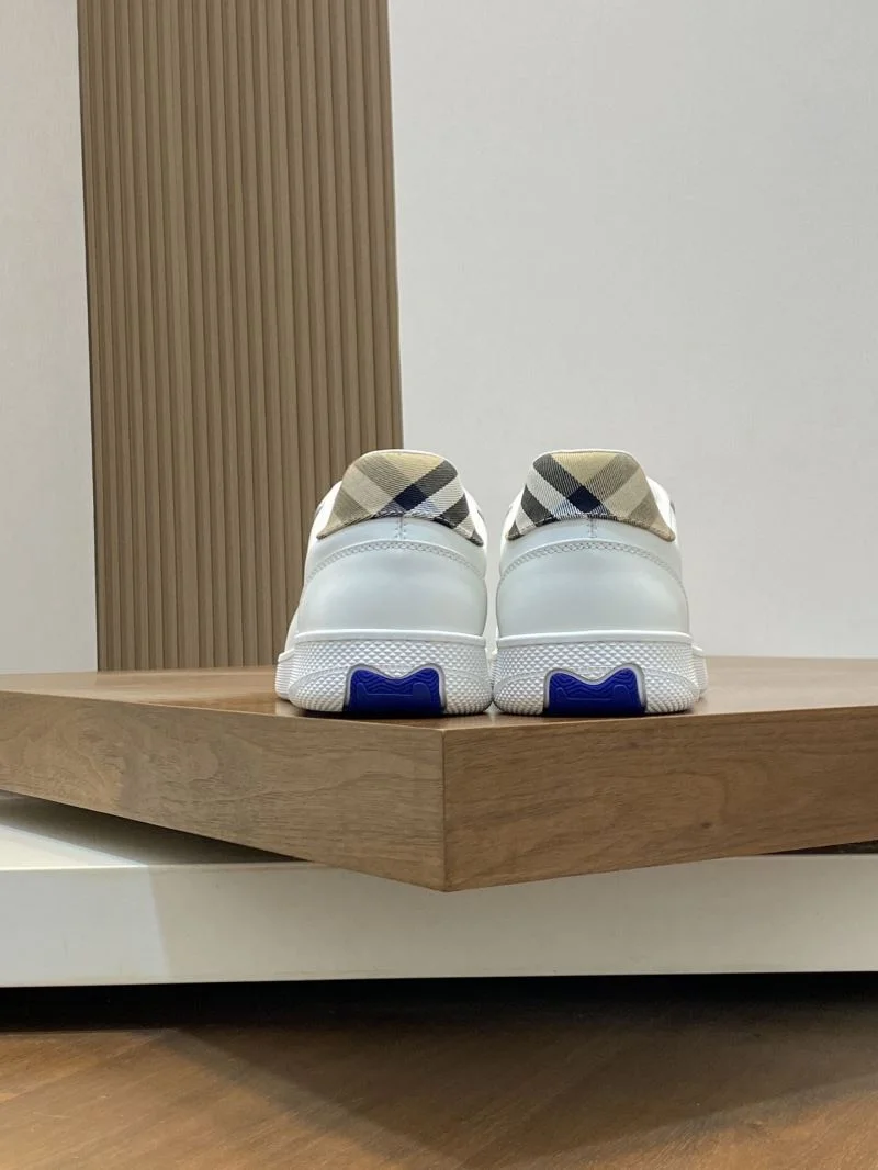 EyeCatching Burberry Low Shoes 17147