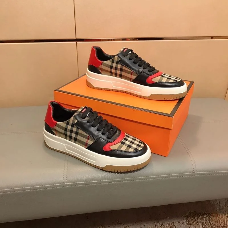 Sporty Burberry Low Shoes 17151