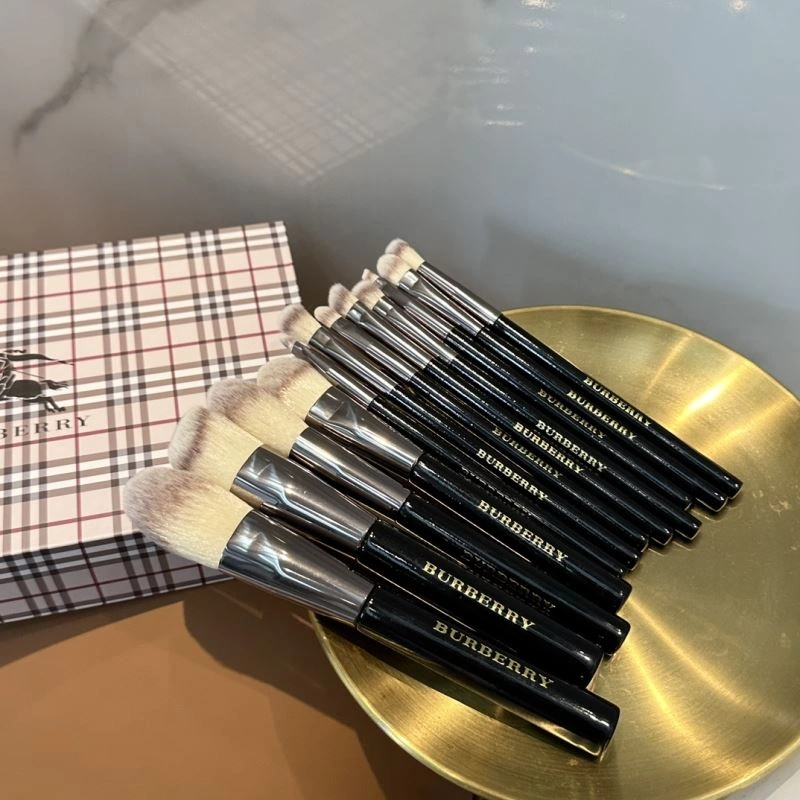Burberry Makeup Brushe ZeroBulk 267574