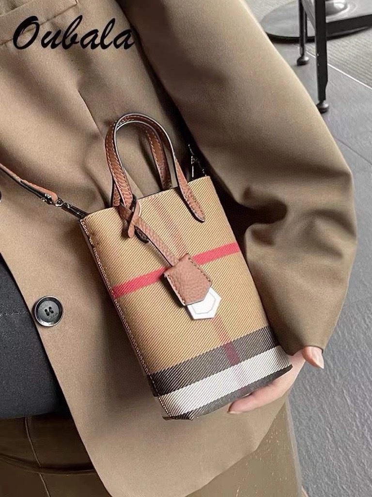 Sleek Burberry Mobile Cases 267748