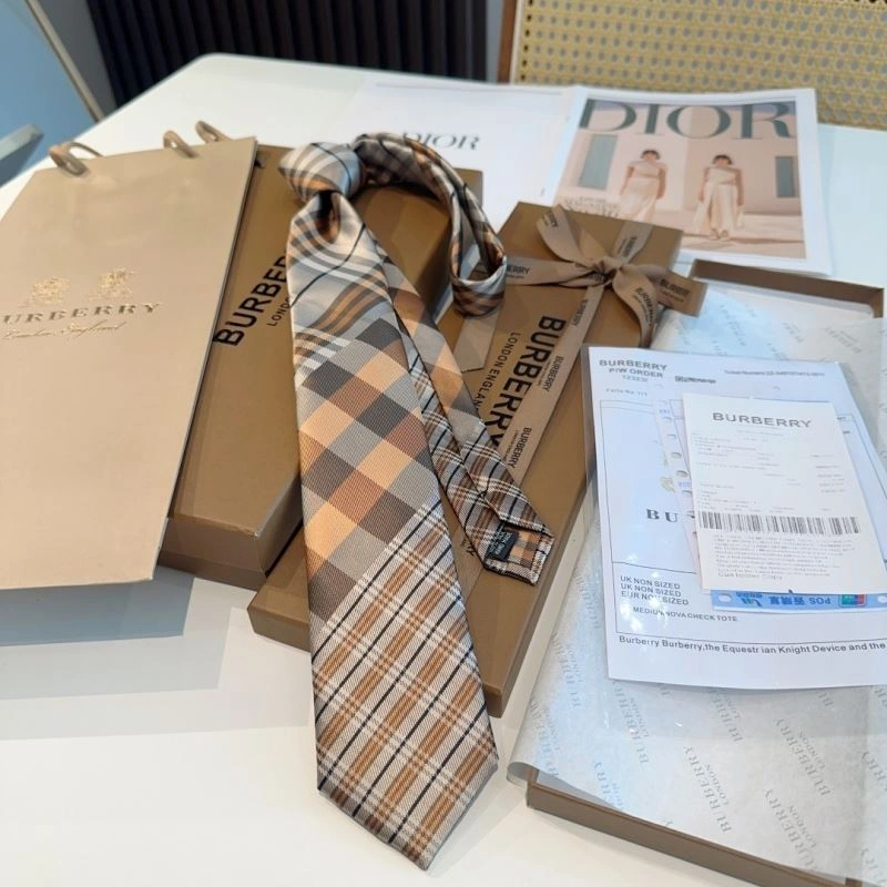 Burberry Neckties FreshLook 269021
