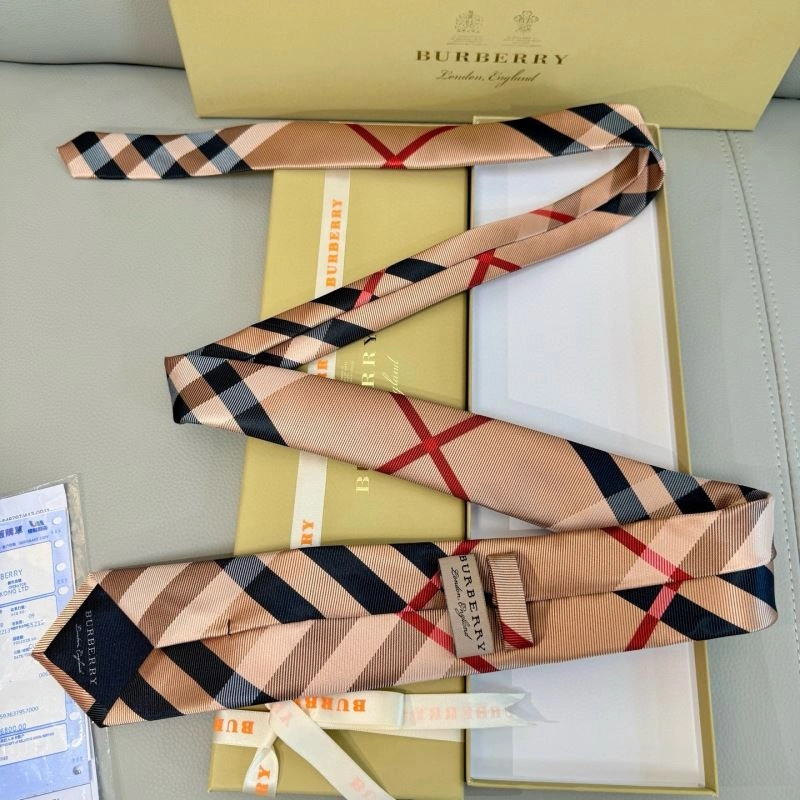 Sporty Burberry Neckties 269027