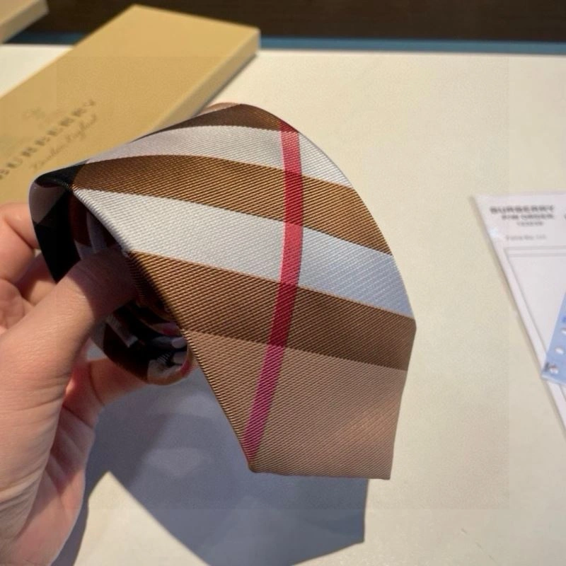 Burberry Neckties Sleek 269015
