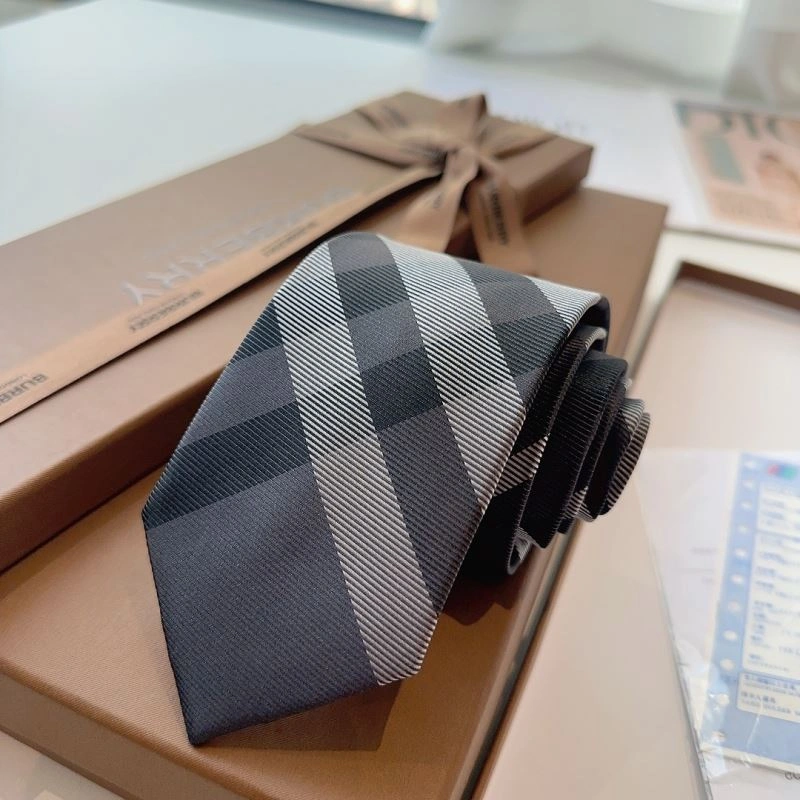 Burberry Neckties Vibrant 269010