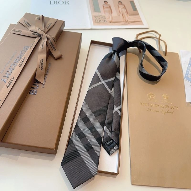 Burberry Neckties Vibrant 269010