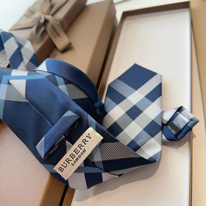 Burberry Neckties Unisex 269009