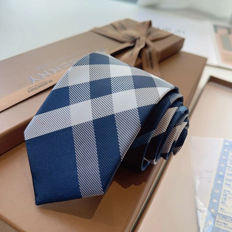 Burberry Neckties Unisex 269009