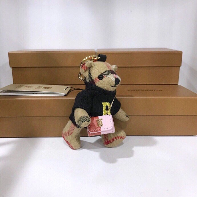 Comfortable Burberry Ornaments 270356
