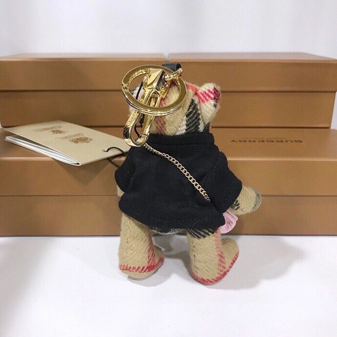 Comfortable Burberry Ornaments 270356
