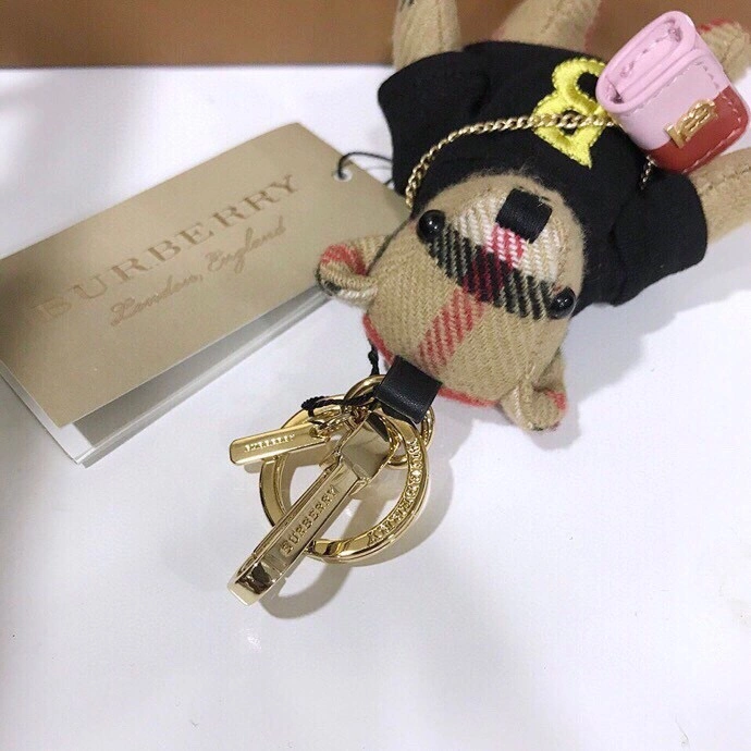 Comfortable Burberry Ornaments 270356