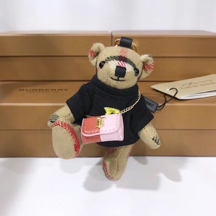 Comfortable Burberry Ornaments 270356