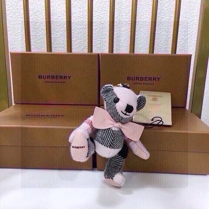 Fashionable Burberry Ornaments 269271