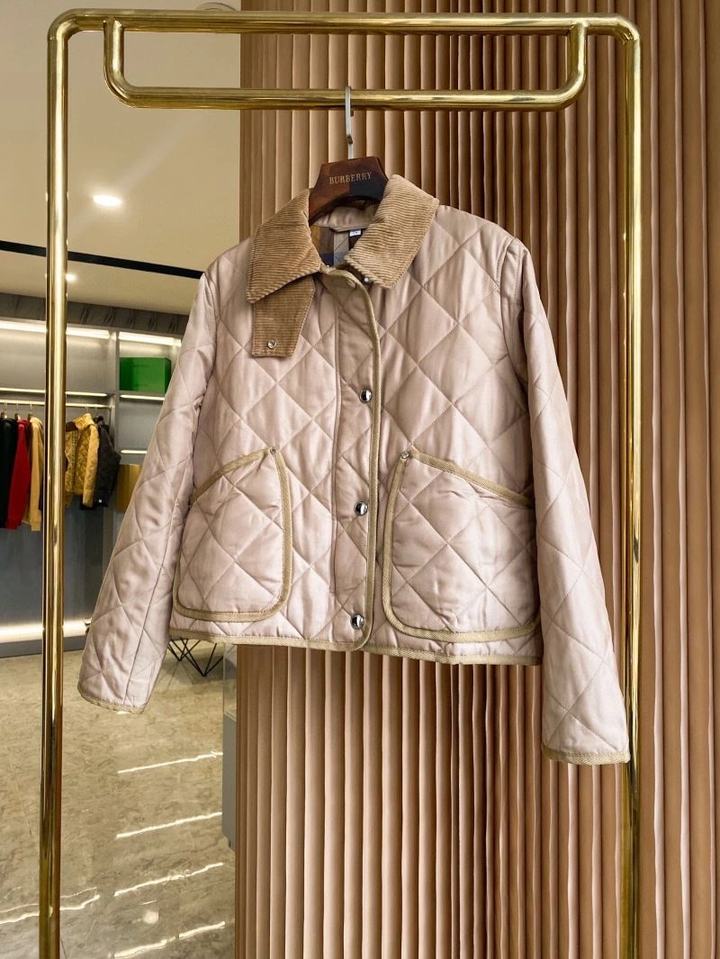 FashionForward Burberry Outwear 104717