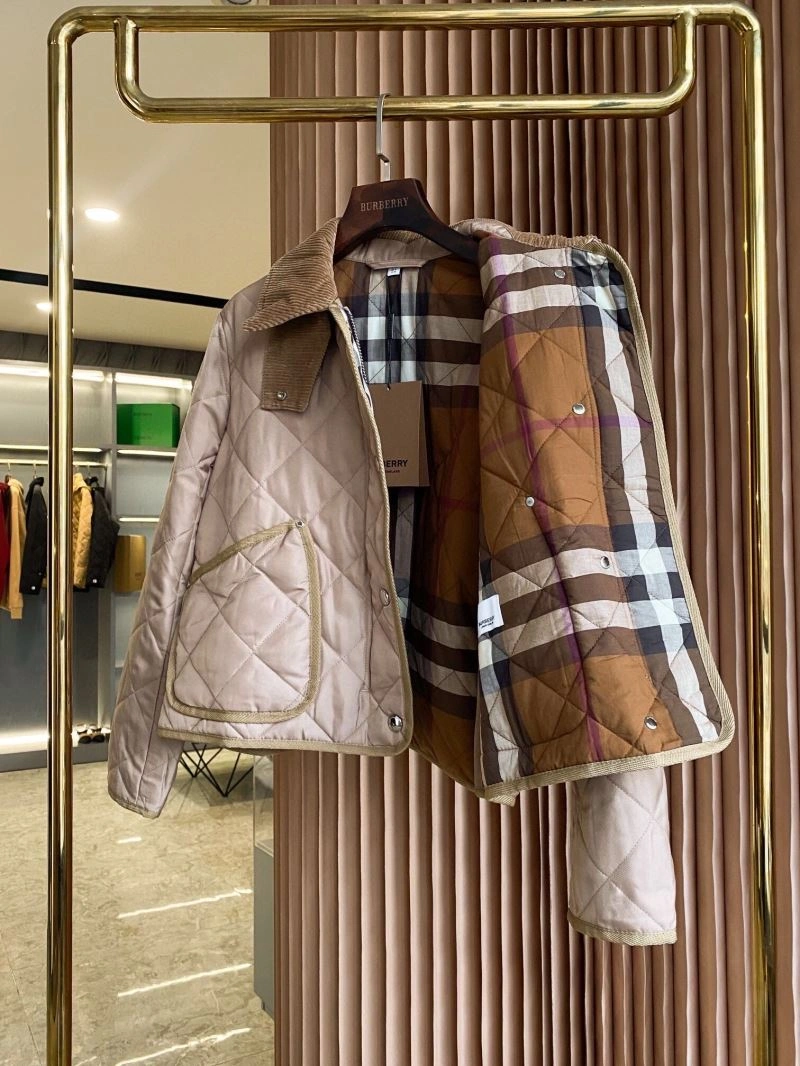 FashionForward Burberry Outwear 104717