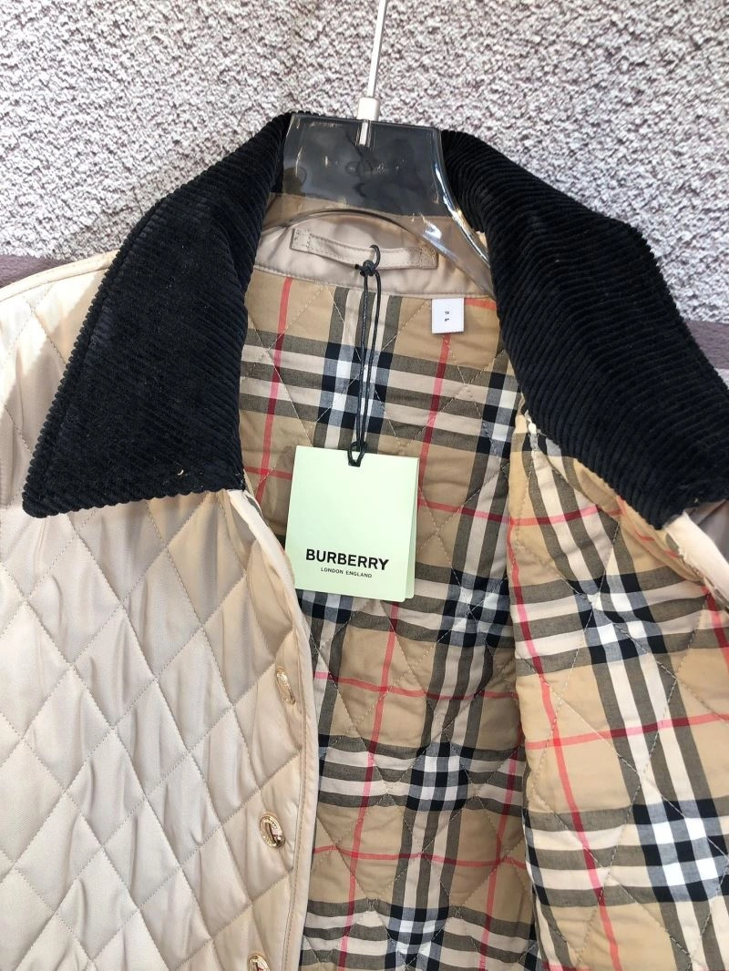 Burberry Outwear UrbanChic 104747