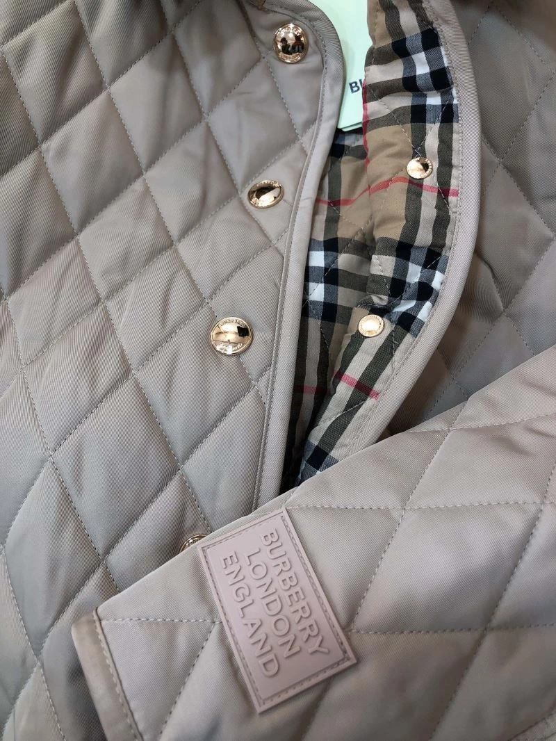 Burberry Outwear UrbanChic 104747