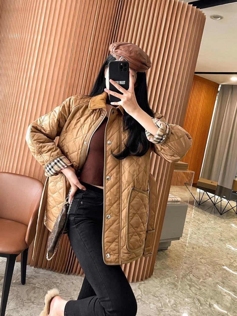 TechFriendly Burberry Outwear 104695