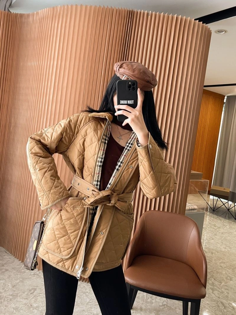 TechFriendly Burberry Outwear 104695