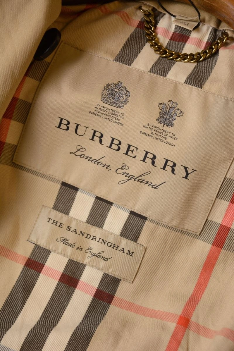 Burberry Outwear Unique 104677