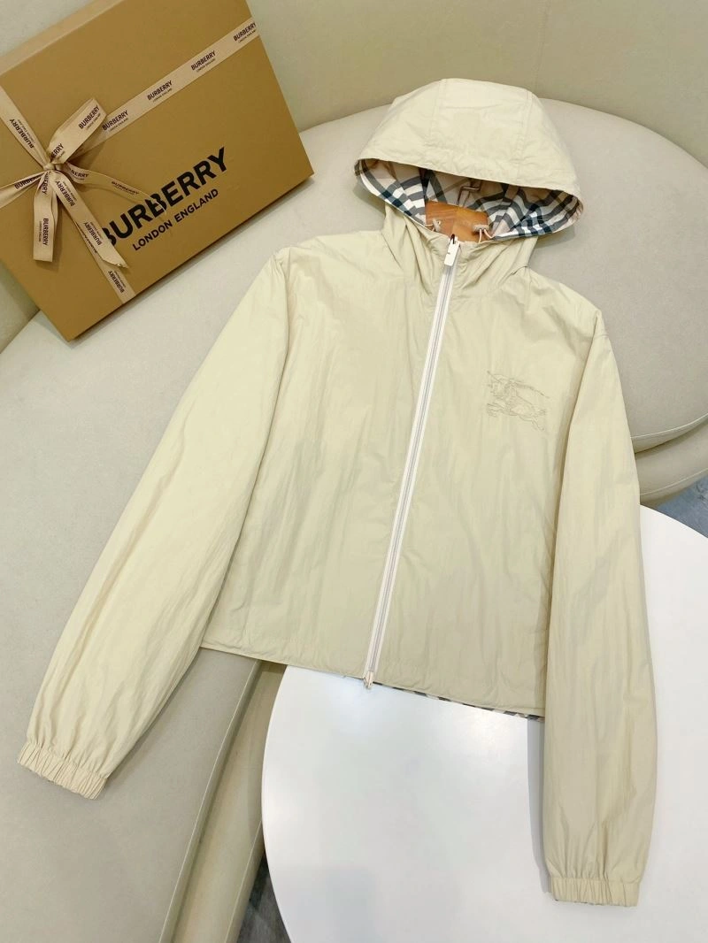 Burberry Outwear Durable 104714