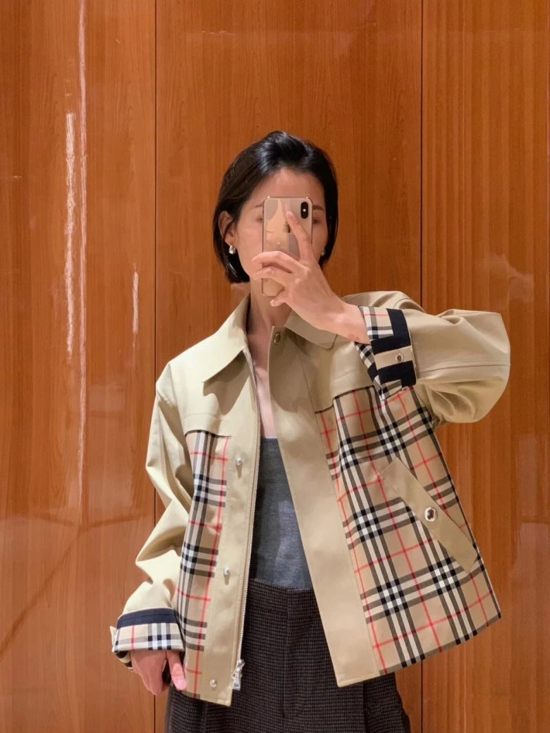 Burberry Outwear TravelReady 104709