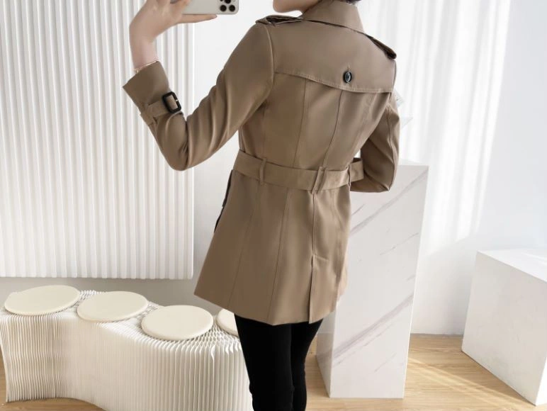 Burberry Outwear Bold 104663