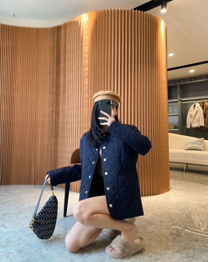 Stylish Burberry Outwear 104658