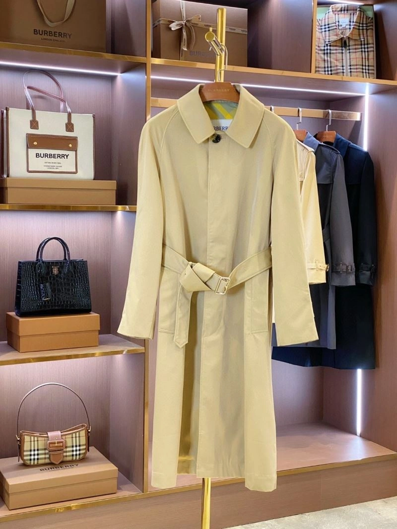 Popular Burberry Outwear 104642