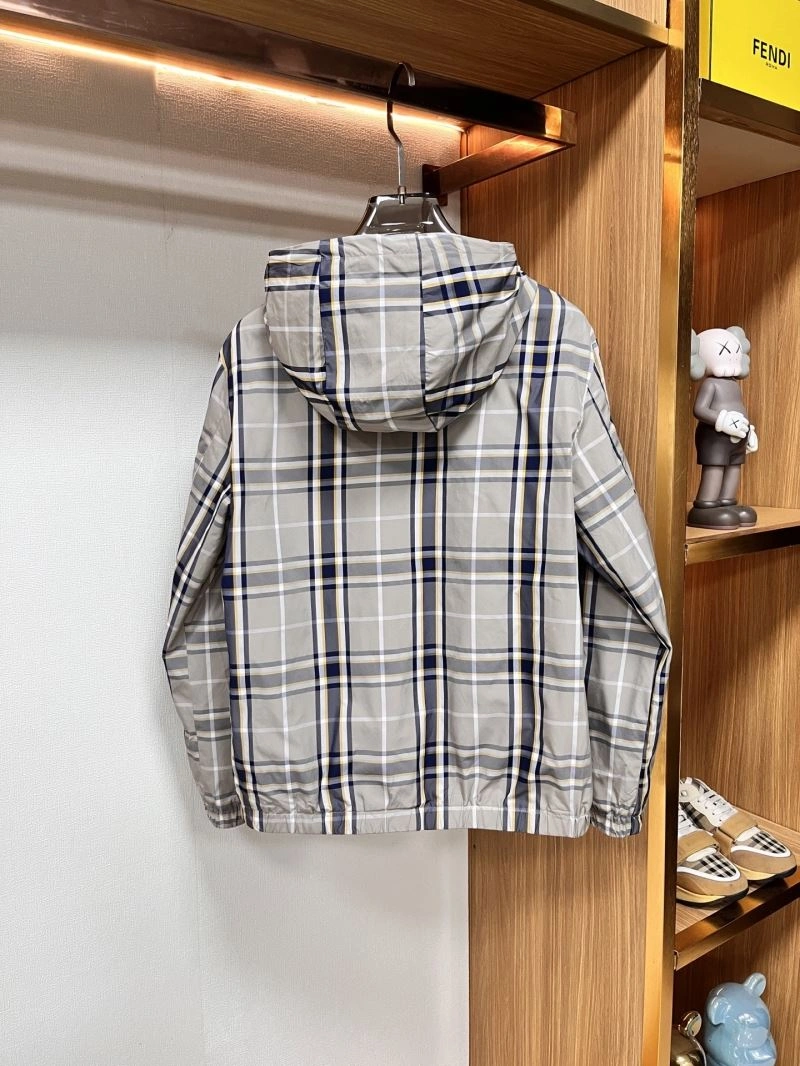 WrinkleFree Burberry Outwear 104632