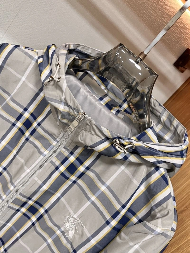 WrinkleFree Burberry Outwear 104632