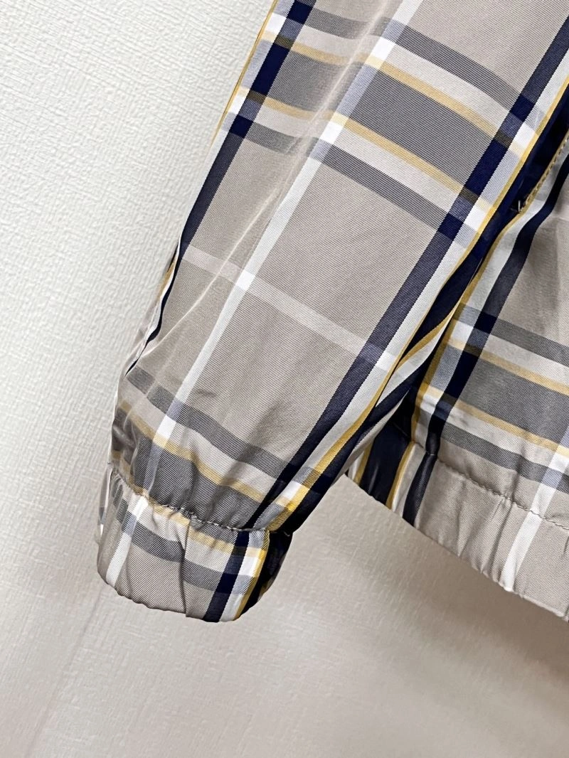 WrinkleFree Burberry Outwear 104632