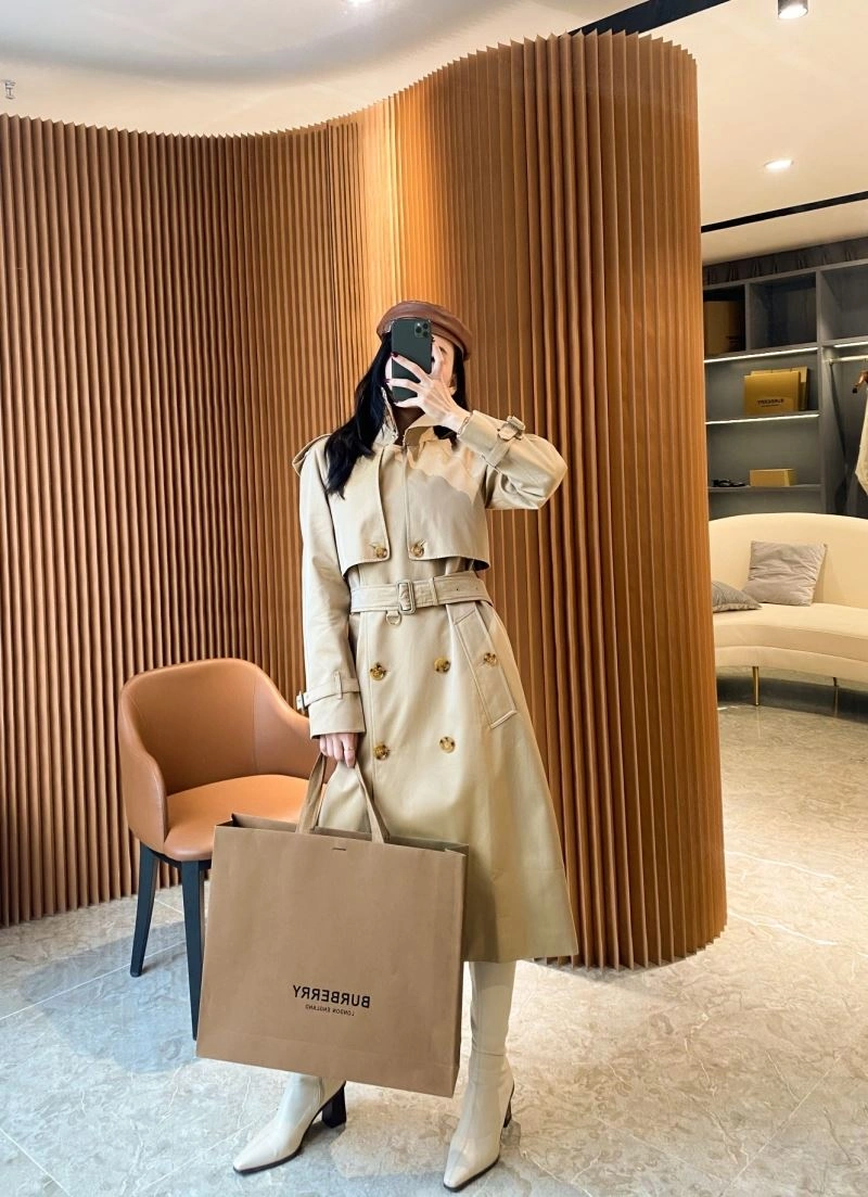 DailyWear Burberry Outwear 104624