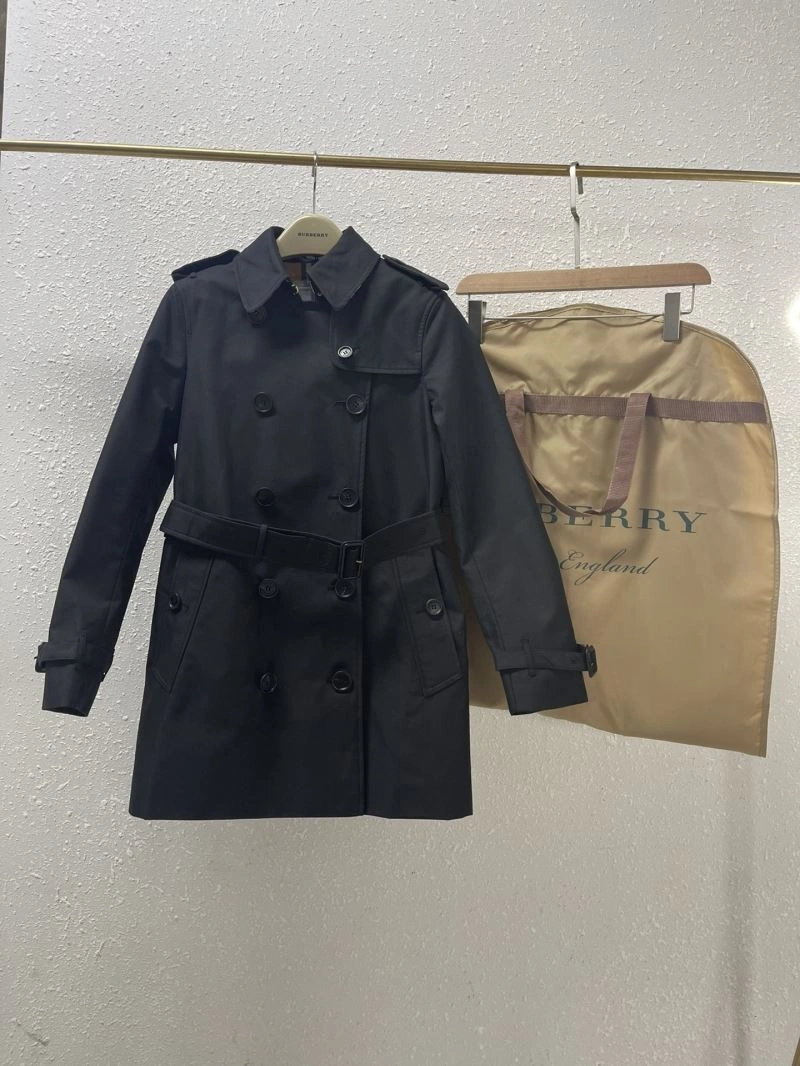 SunProtective Burberry Outwear 104613