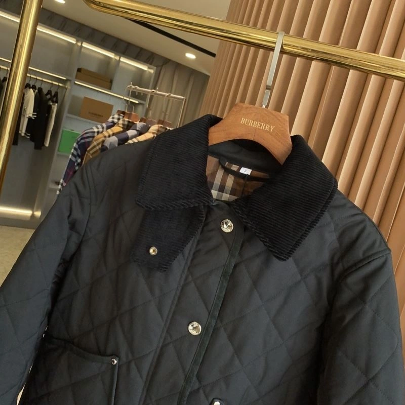 Burberry Outwear FreshLook 104581