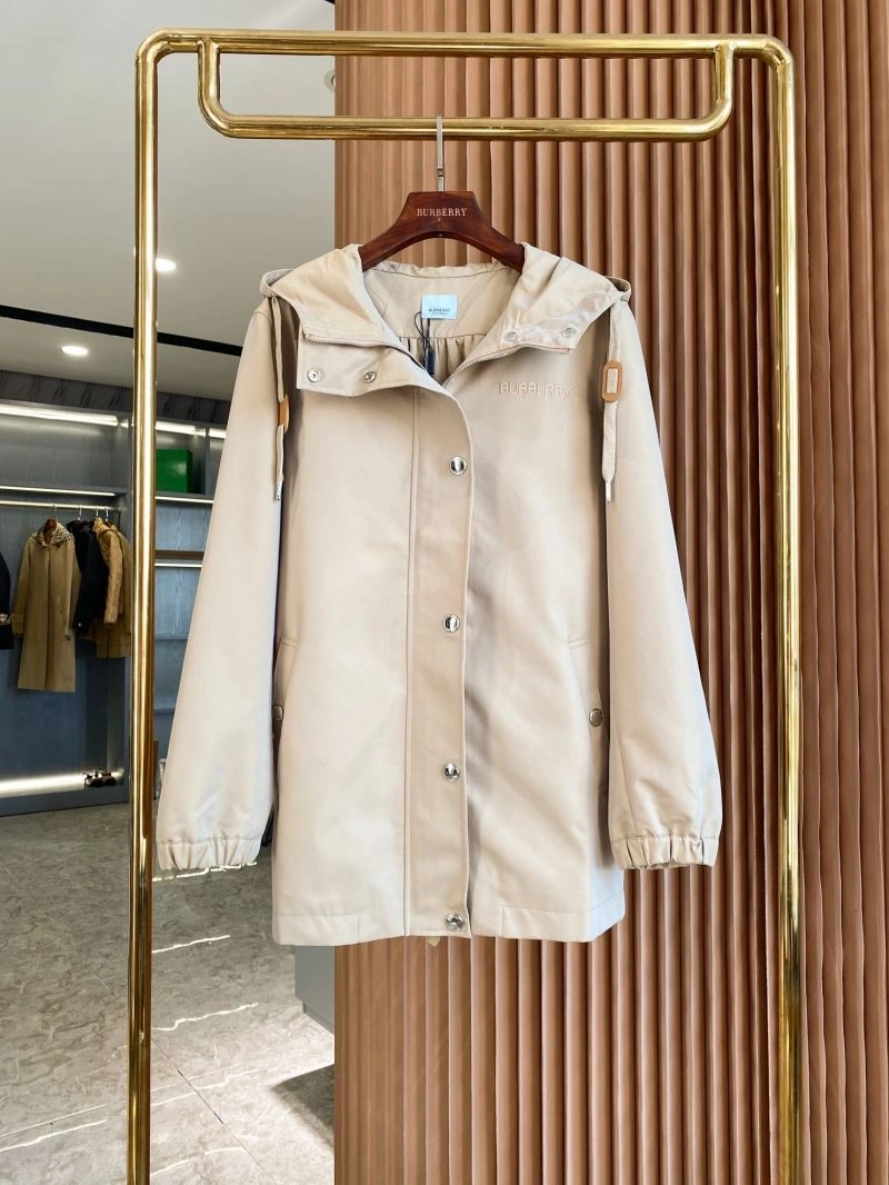 Neat Burberry Outwear 104560