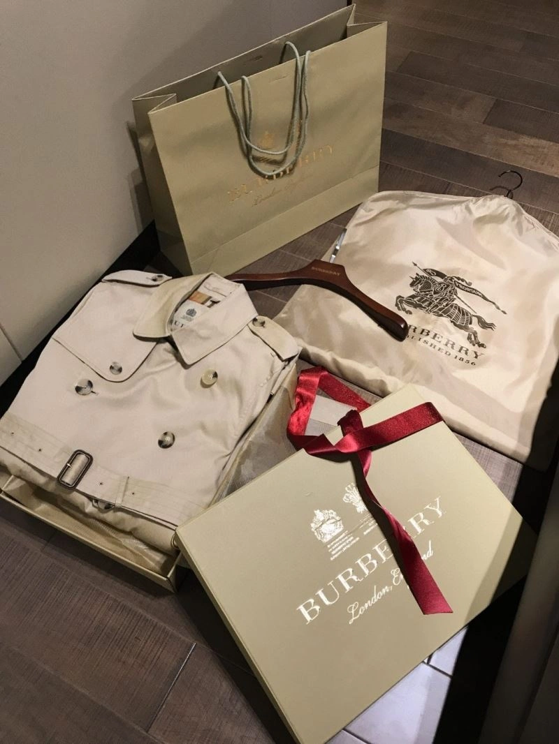 EasyMatch Burberry Outwear 104569