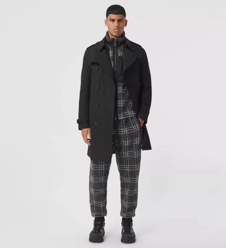 Practical Burberry Outwear 104535