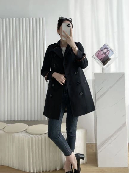 Trendy Burberry Outwear 104533