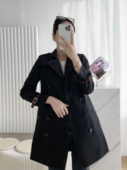 Trendy Burberry Outwear 104533